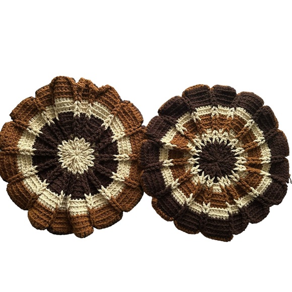 Sold Set of 2 Vintage knit decorative pillow cases - Picture 3 of 9